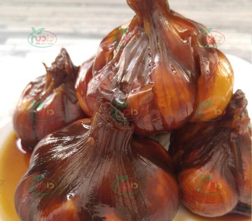 شیوه صحیح نگهداری ترشی سیر تک نفره